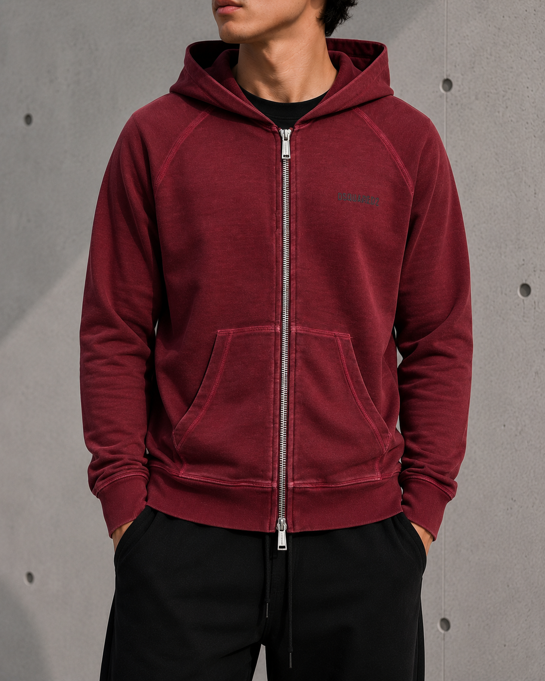 Dsquared2 printed black rubber patch-logo full zip hoodie burgundy